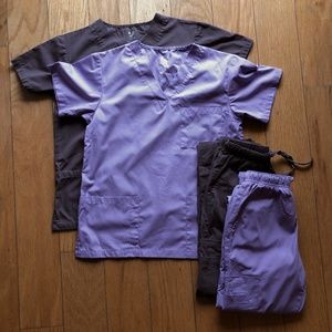 2 SETS of XXS SCRUBS DAGACCI